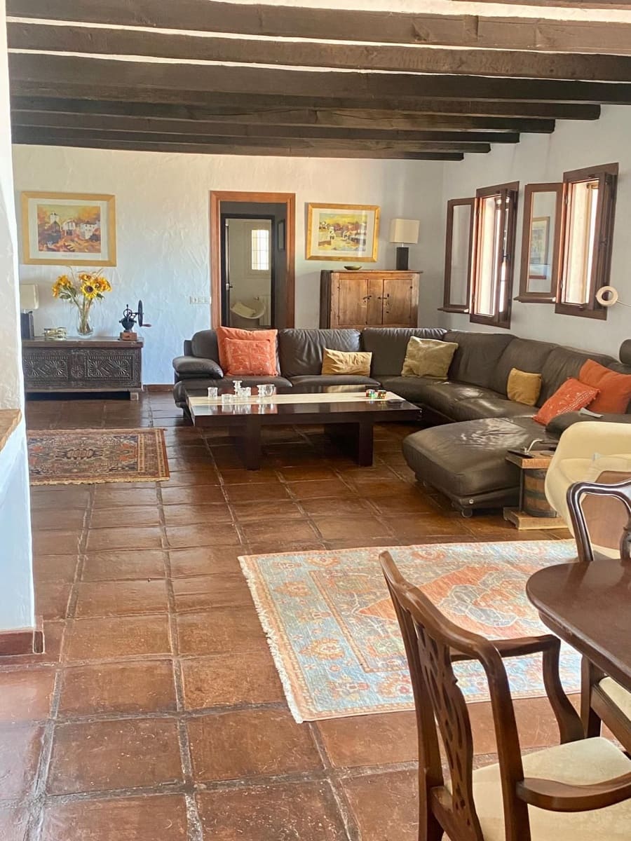 5 soverom Villa til salgs i Mijas med svømmebasseng garasje - € 1 150 000 (Ref: 9540298)