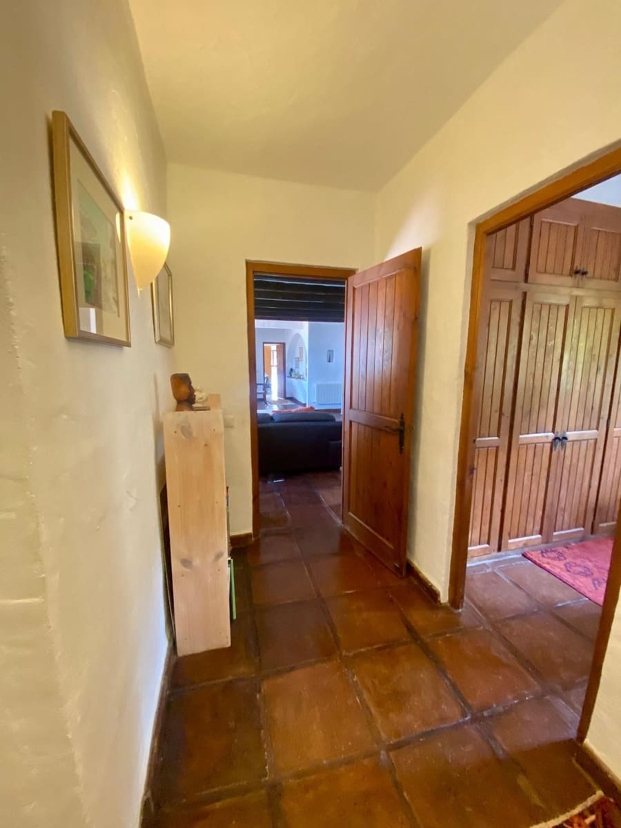 5 soverom Villa til salgs i Mijas med svømmebasseng garasje - € 1 150 000 (Ref: 9540298)