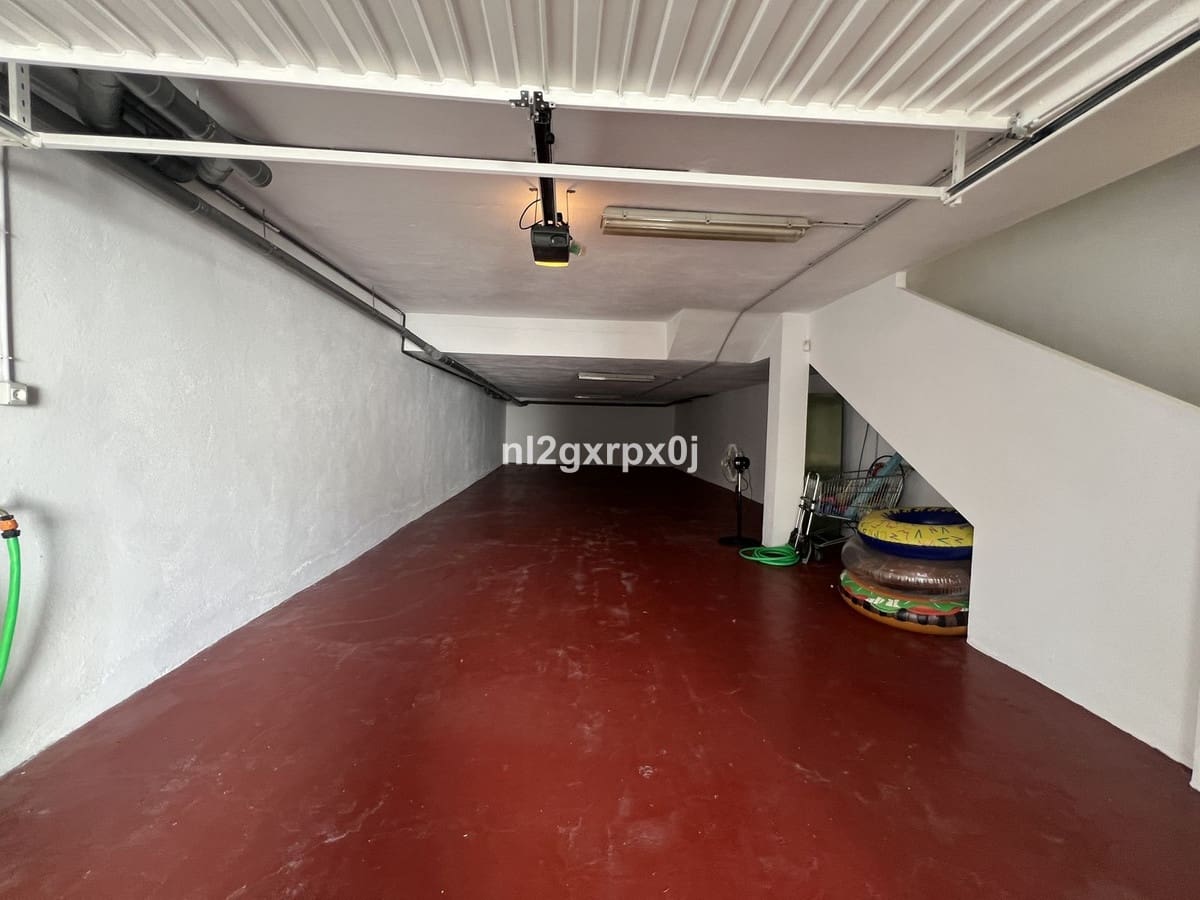 3 makuuhuone Paritalo myytävänä paikassa Costalita mukana uima-altaan 
autotalli - 1 250 000 € (Ref: 9540300)