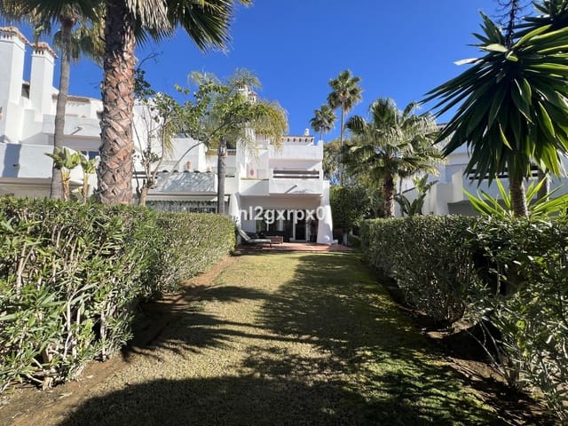 3 makuuhuone Paritalo myytävänä paikassa Costalita, Estepona mukana uima-altaan 
autotalli - 1 250 000 € (Ref: 9540300)