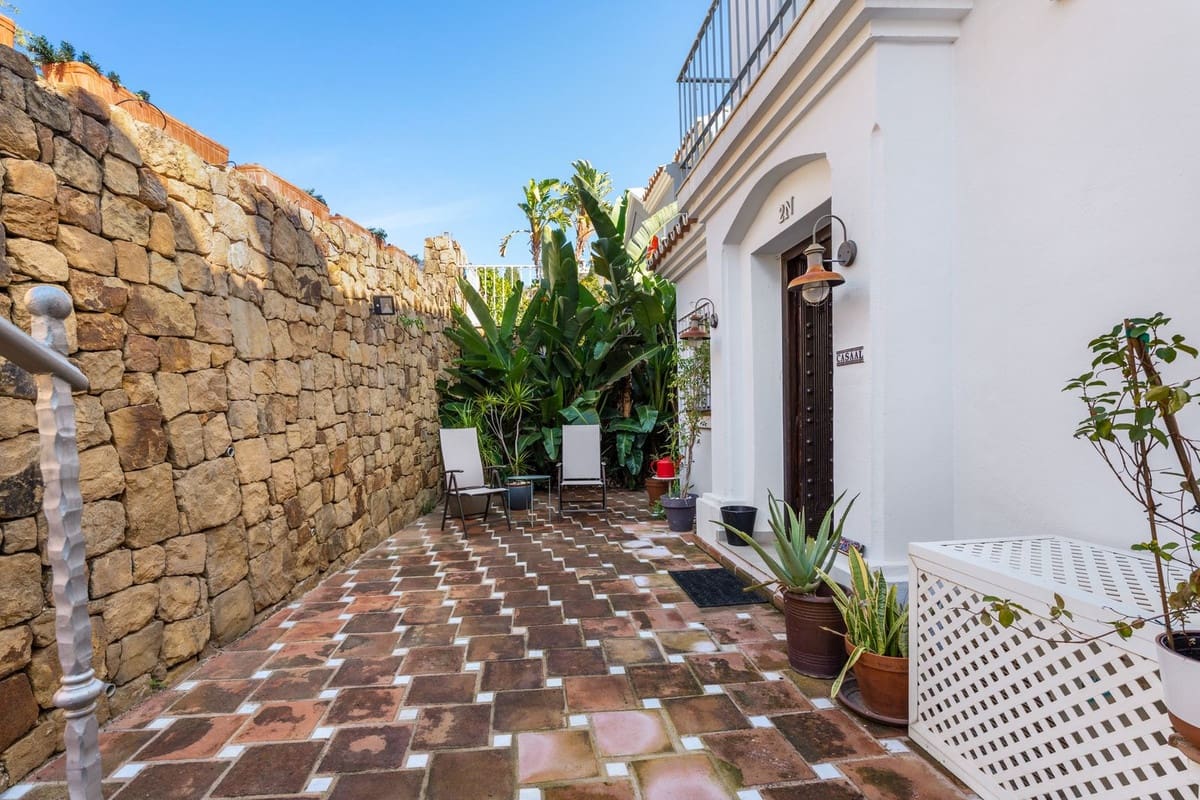3 chambre Maison de Ville à vendre à Golden Mile avec piscine - 1 250 000 € (Ref: 9540301)