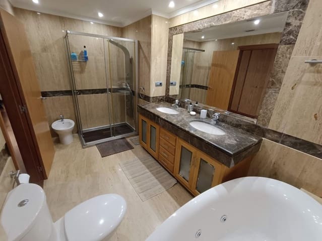 2 slaapkamer Appartement te koop in Puerto Banus, Marbella met zwembad garage - € 1.260.000 (Ref: 9540307)