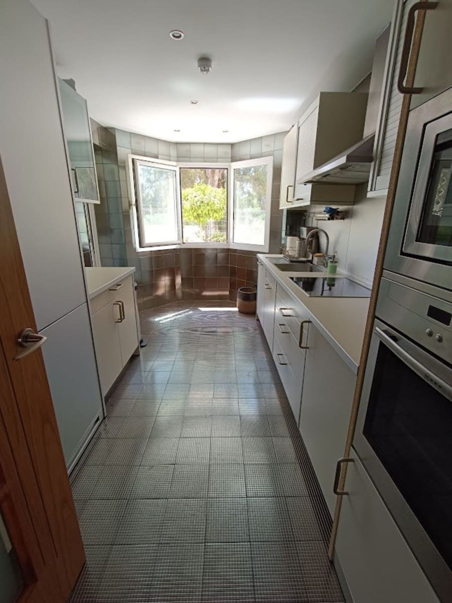 2 slaapkamer Appartement te koop in Puerto Banus met zwembad garage - € 1.260.000 (Ref: 9540307)