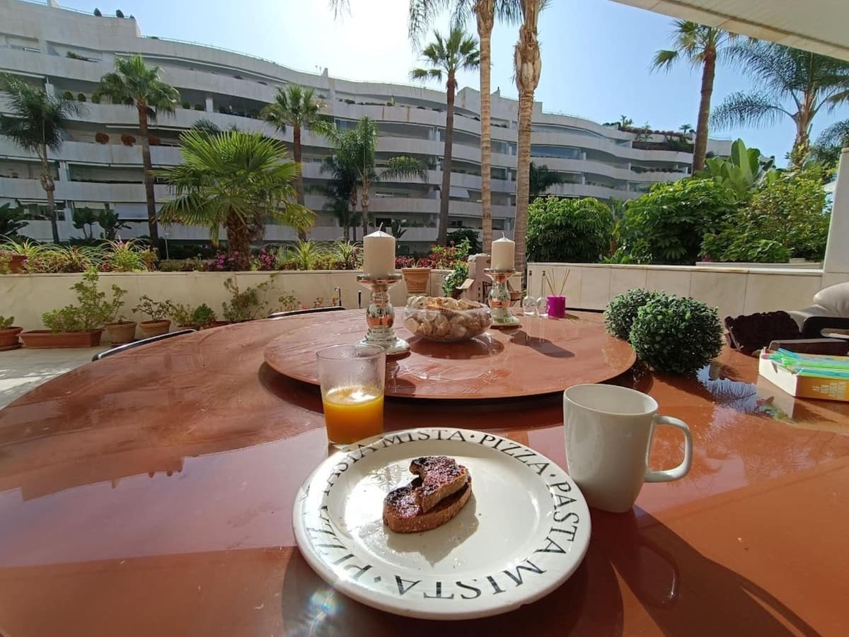 2 slaapkamer Appartement te koop in Puerto Banus met zwembad garage - € 1.260.000 (Ref: 9540307)