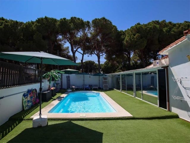 4 sypialnia Willa na sprzedaż w El Rosario, Marbella z basenem - 1 260 000 € (Ref: 9540308)