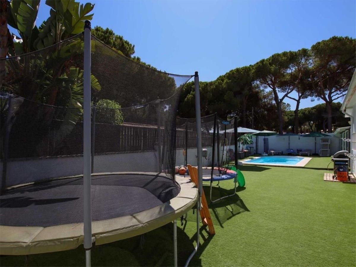 4 sypialnia Willa na sprzedaż w El Rosario z basenem - 1 260 000 € (Ref: 9540308)