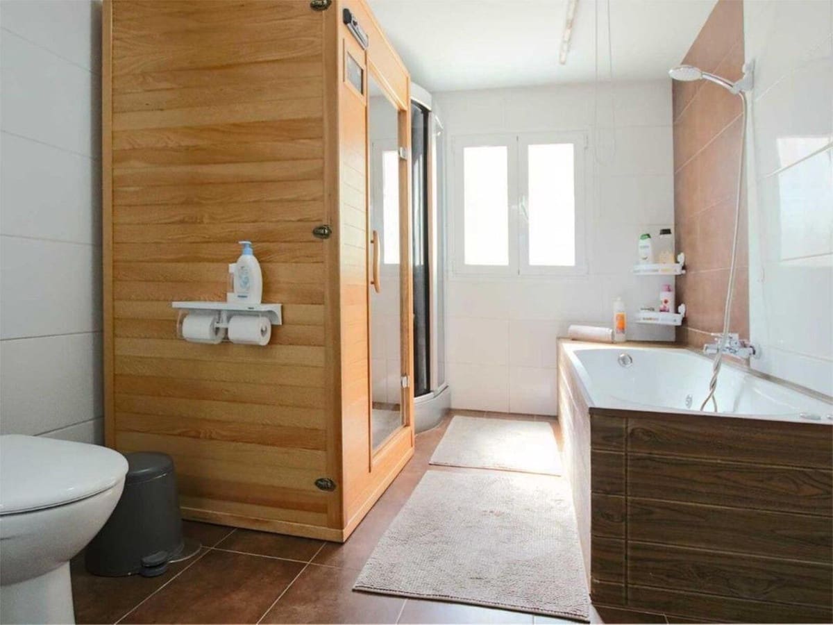 4 sypialnia Willa na sprzedaż w El Rosario z basenem - 1 260 000 € (Ref: 9540308)