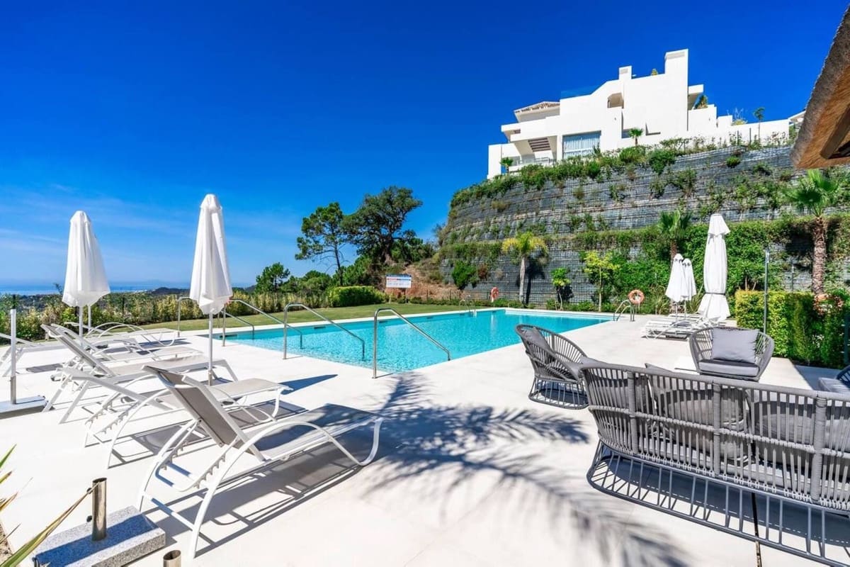 4 soveværelse Penthouse til salg i Benahavis med swimmingpool - € 1.265.000 (Ref: 9540309)