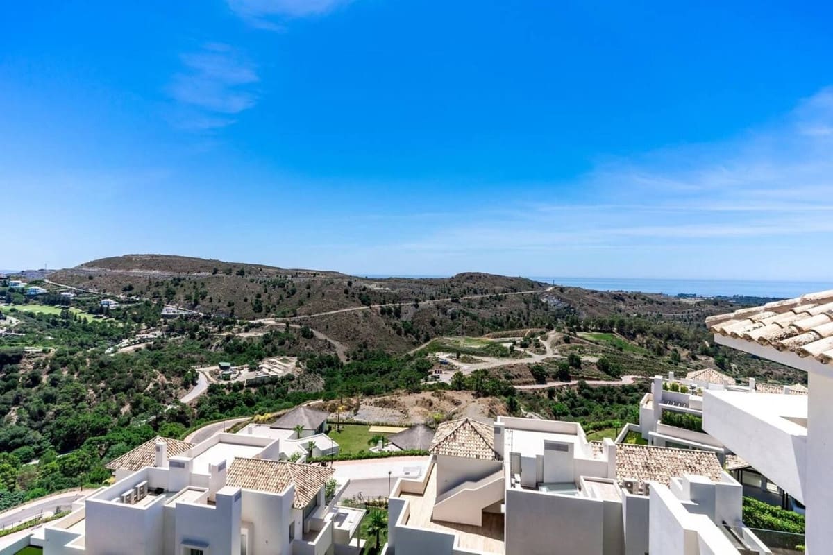 4 soveværelse Penthouse til salg i Benahavis med swimmingpool - € 1.265.000 (Ref: 9540309)