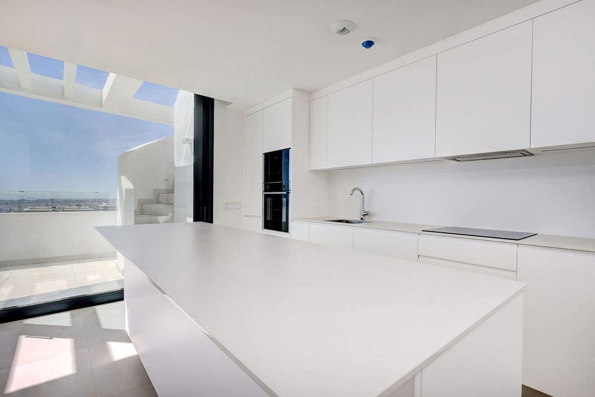 3 quarto Penthouse para venda em Fuengirola com piscina - 1 275 000 € (Ref: 9540310)