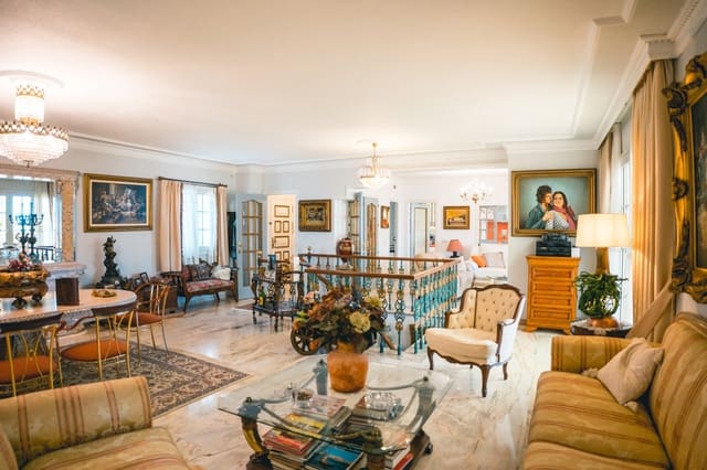 4 quarto Penthouse para venda em Centro ciudad, Fuengirola com piscina garagem - 1 275 000 € (Ref: 9540311)