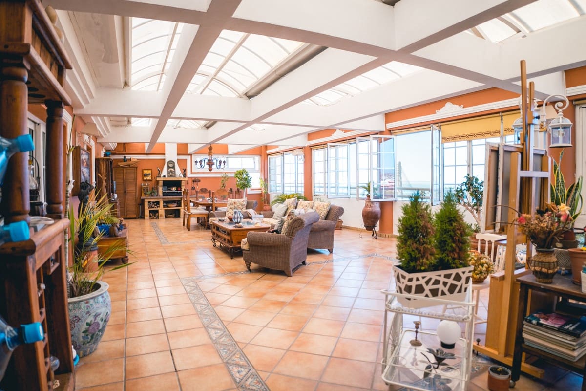 4 quarto Penthouse para venda em Fuengirola com piscina garagem - 1 275 000 € (Ref: 9540311)