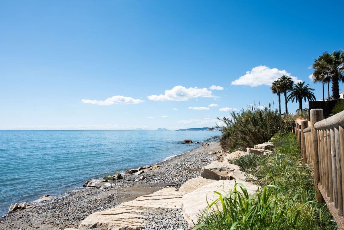 2 sovrum Lägenhet till salu i Estepona med pool garage - 1 280 000 € (Ref: 9540312)