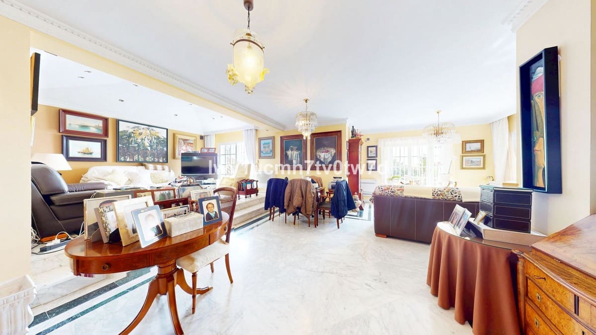 5 camera da letto Villa in vendita in Malaga citta con piscina garage - 1.280.000 € (Rif: 9540313)