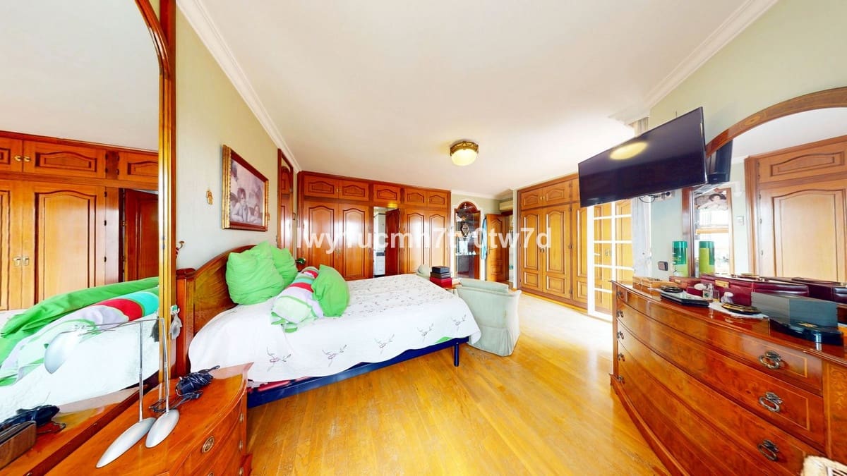 5 camera da letto Villa in vendita in Malaga citta con piscina garage - 1.280.000 € (Rif: 9540313)