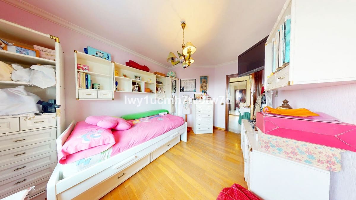 5 camera da letto Villa in vendita in Malaga citta con piscina garage - 1.280.000 € (Rif: 9540313)