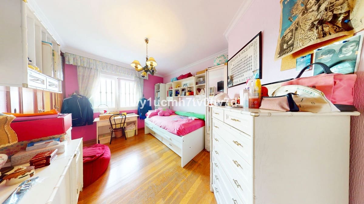 5 camera da letto Villa in vendita in Malaga citta con piscina garage - 1.280.000 € (Rif: 9540313)