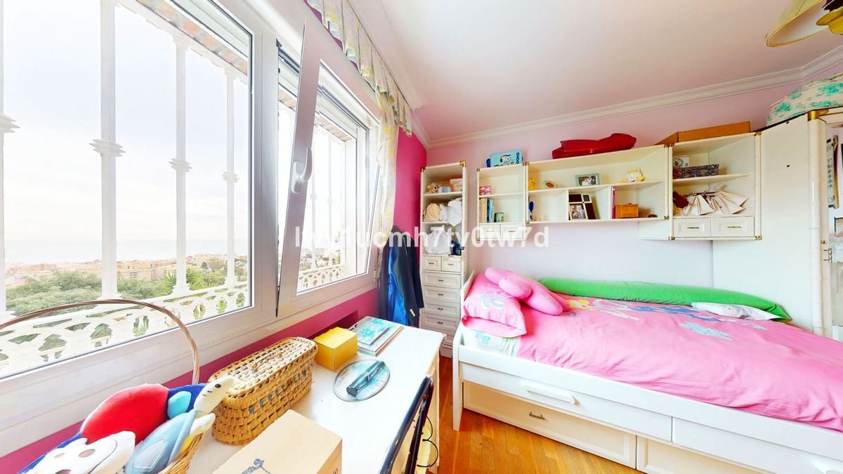 5 camera da letto Villa in vendita in Malaga citta con piscina garage - 1.280.000 € (Rif: 9540313)