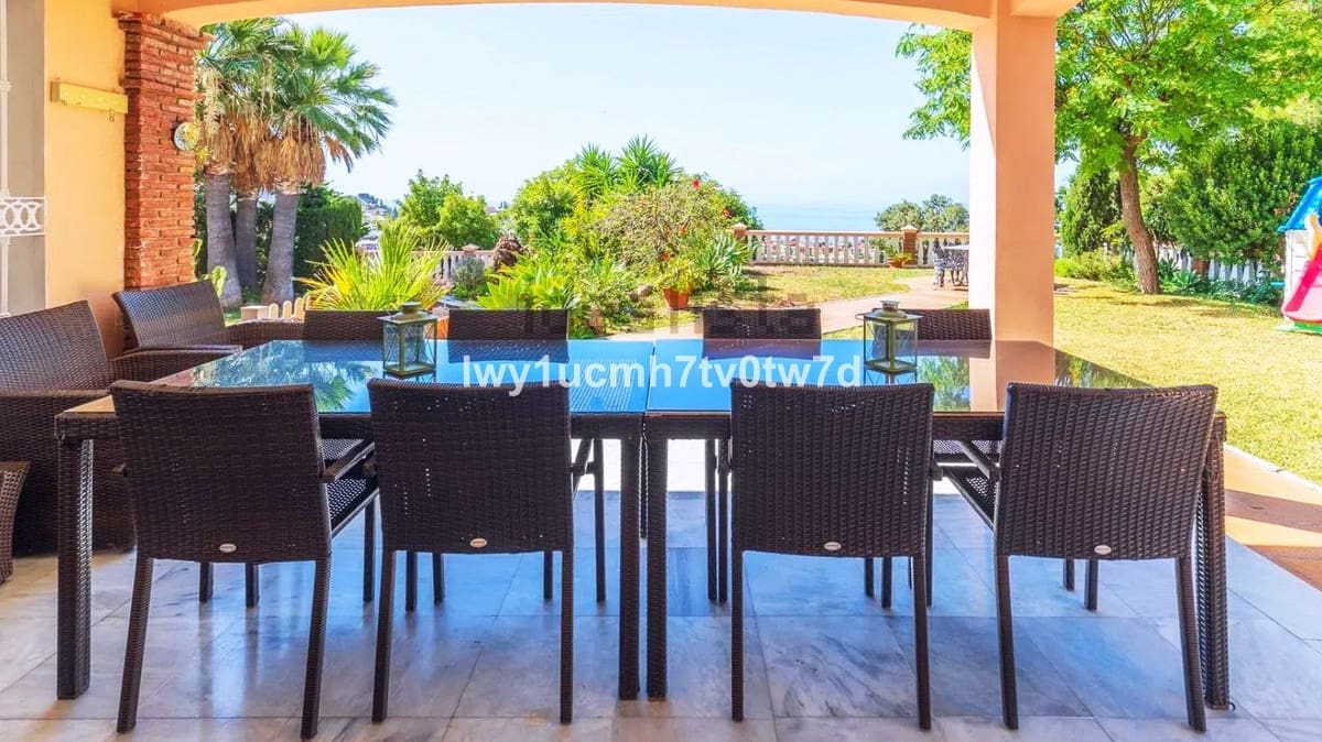 5 camera da letto Villa in vendita in Malaga citta con piscina garage - 1.280.000 € (Rif: 9540313)