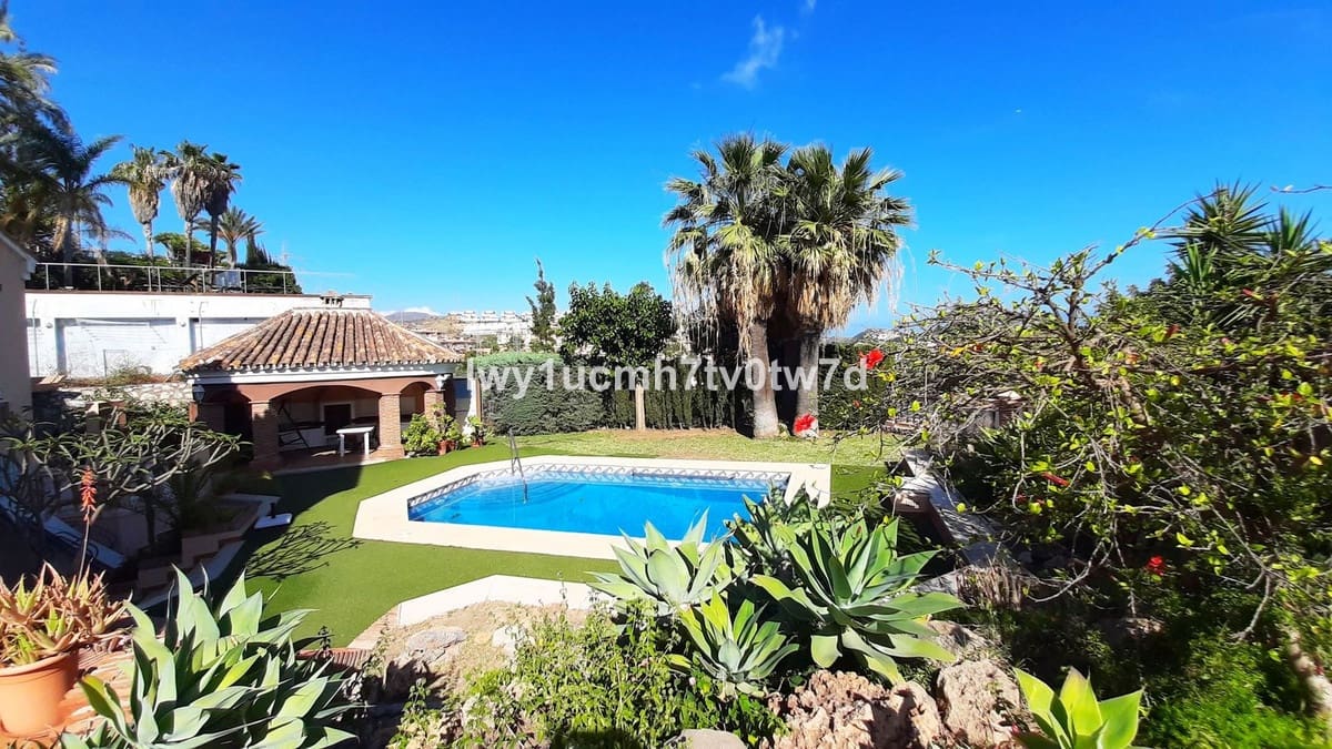 5 camera da letto Villa in vendita in Malaga citta con piscina garage - 1.280.000 € (Rif: 9540313)