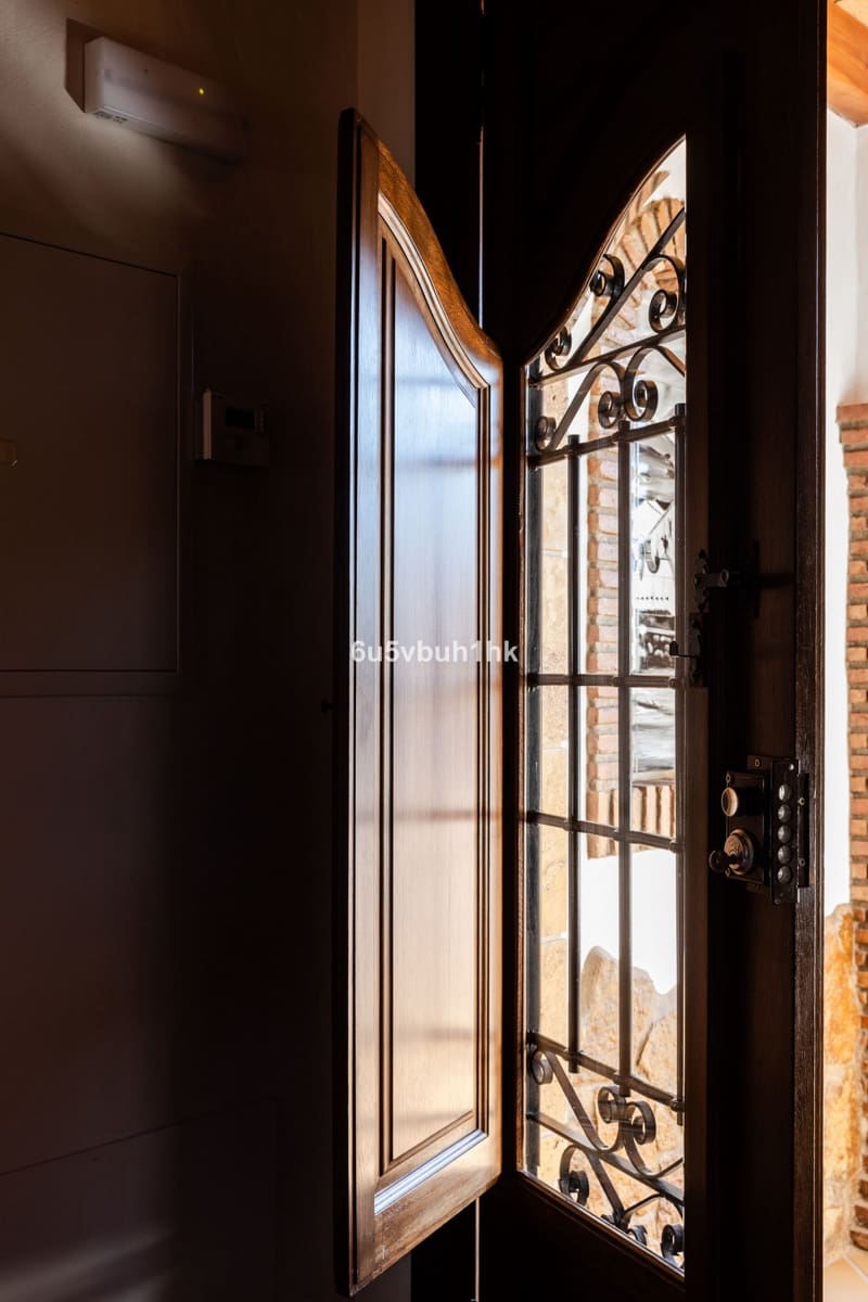 5 bedroom Townhouse for sale in Alhaurin el Grande with pool - € 1,280,000 (Ref: 9540314)