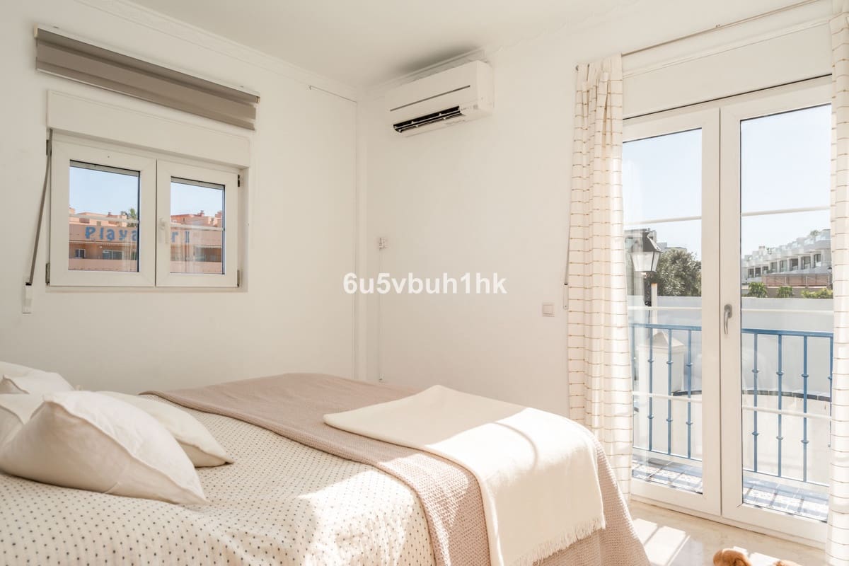 5 soverom Villa til salgs i Fuengirola med svømmebasseng - € 1 290 000 (Ref: 9540316)