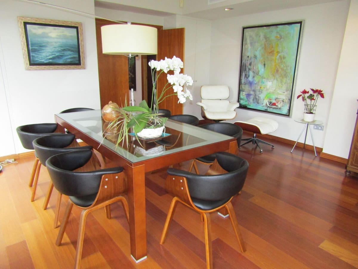 Chalet de 6 habitaciones en Málaga ciudad en venta con piscina garaje - 1.290.000 € (Ref: 9540317)