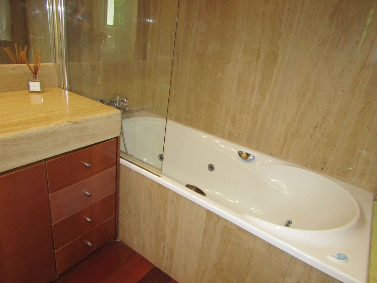 Chalet de 6 habitaciones en Málaga ciudad en venta con piscina garaje - 1.290.000 € (Ref: 9540317)