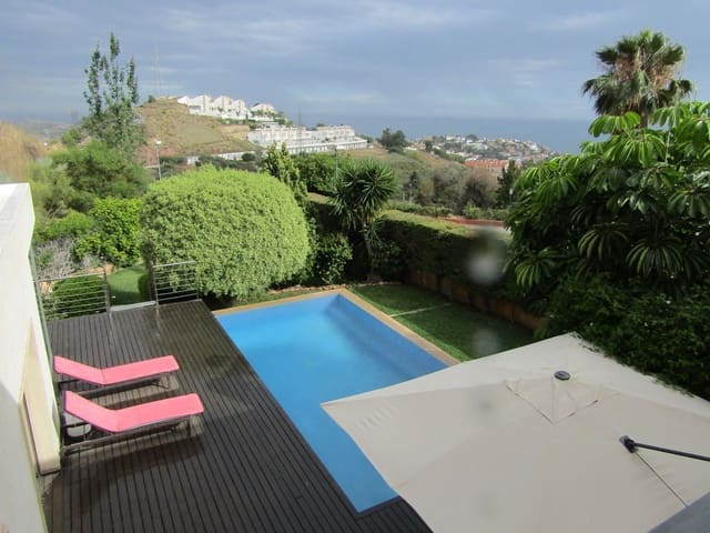 6 soveværelse Villa til salg i El Candado, Málaga by med swimmingpool garage - € 1.290.000 (Ref: 9540317)