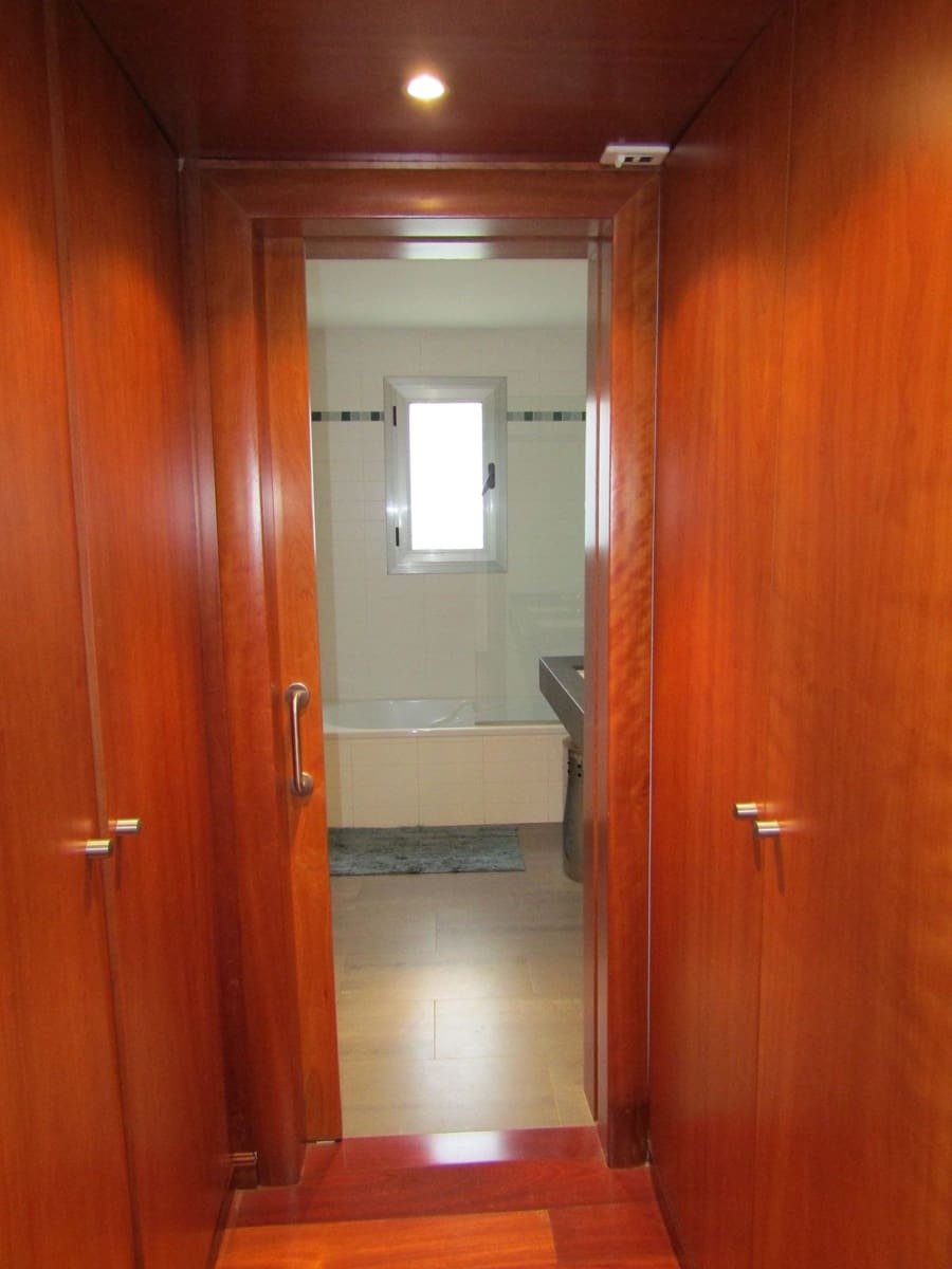 Chalet de 6 habitaciones en Málaga ciudad en venta con piscina garaje - 1.290.000 € (Ref: 9540317)