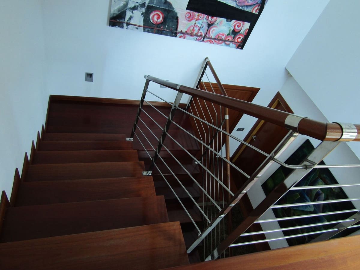 Chalet de 6 habitaciones en Málaga ciudad en venta con piscina garaje - 1.290.000 € (Ref: 9540317)