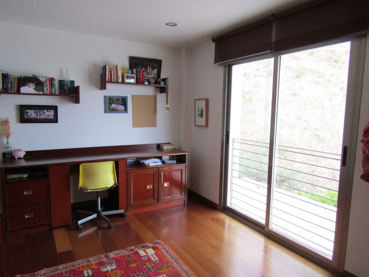 Chalet de 6 habitaciones en Málaga ciudad en venta con piscina garaje - 1.290.000 € (Ref: 9540317)