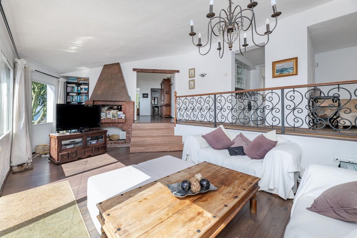 4 slaapkamer Villa te koop in Benalmadena met zwembad garage - € 1.295.000 (Ref: 9540320)