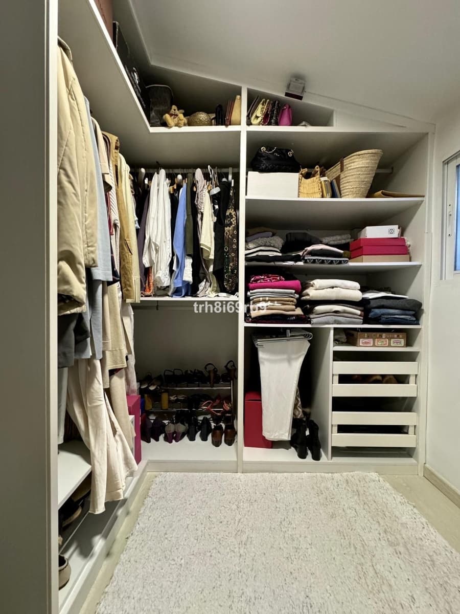 Chalet de 4 habitaciones en Estepona en venta con piscina garaje - 1.295.000 € (Ref: 9540322)