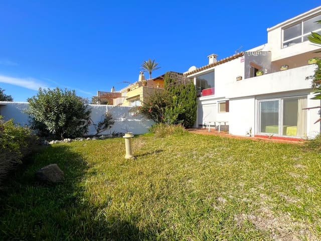 5 soveværelse Villa til salg i Centro, Estepona med swimmingpool - € 1.295.000 (Ref: 9540325)