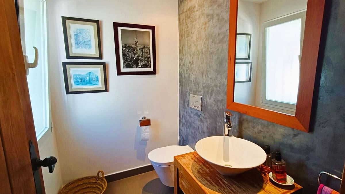 5 soverom Villa til salgs i Manilva med svømmebasseng - € 1 295 000 (Ref: 9540326)