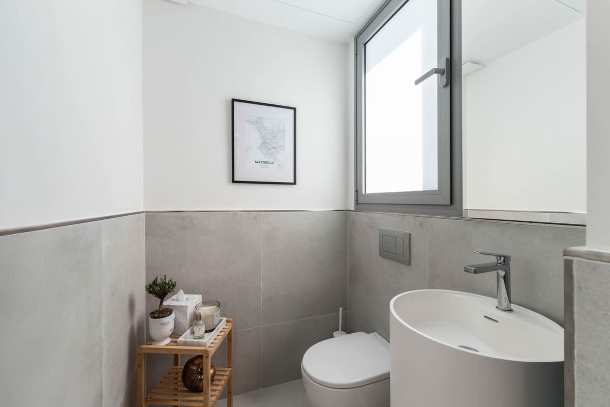 3 sovrum Semi-fristående Villa till salu i San Pedro de Alcantara med pool - 1 295 000 € (Ref: 9540328)