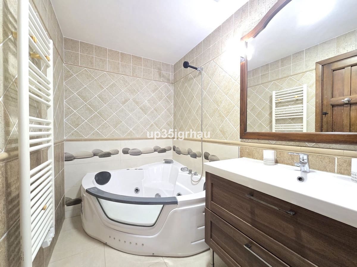 4 camera da letto Casa in vendita in Estepona - 1.295.000 € (Rif: 9540329)