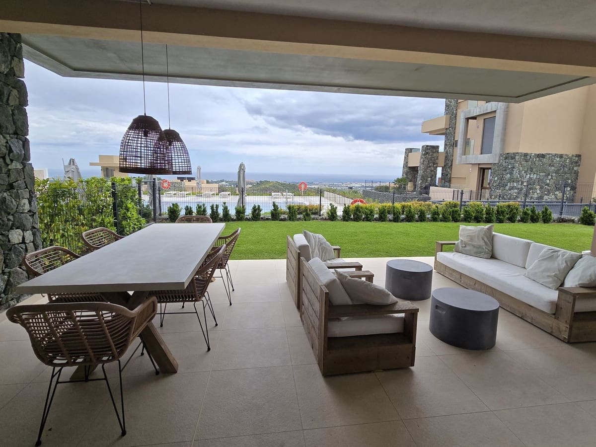 3 sypialnia Apartament na sprzedaż w Benahavis z basenem - 1 299 000 € (Ref: 9540331)