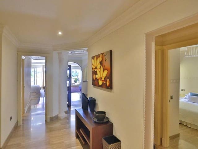 3 soverom Leilighet til salgs i Golden Mile, Marbella - € 1 300 000 (Ref: 9540333)