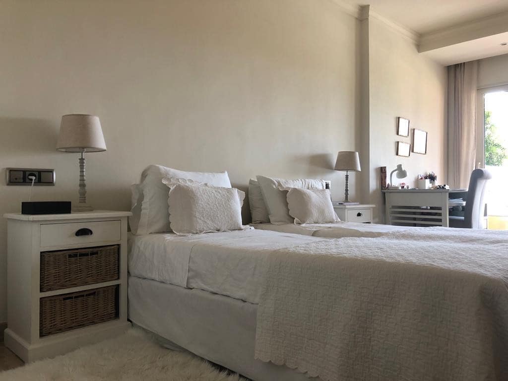 Apartamento de 3 habitaciones en Golden Mile en venta - 1.300.000 € (Ref: 9540333)