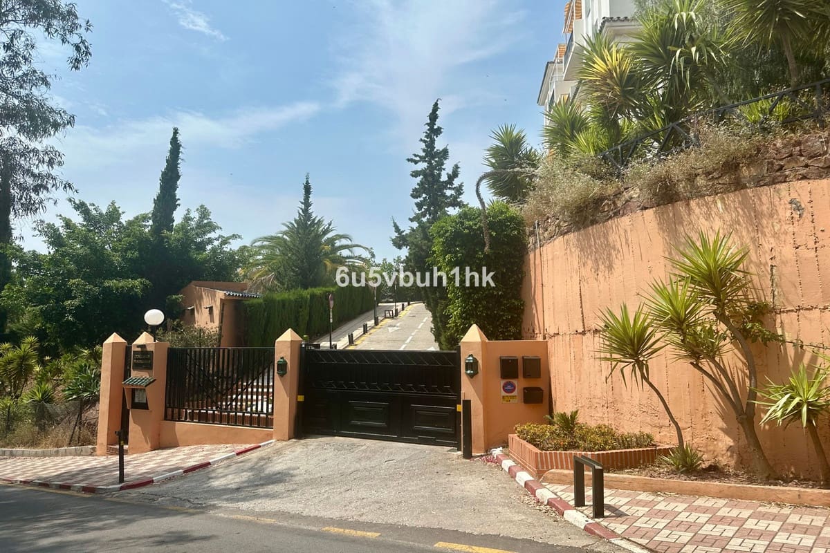 Apartamento de 4 habitaciones en Málaga ciudad en venta - 1.300.000 € (Ref: 9540334)