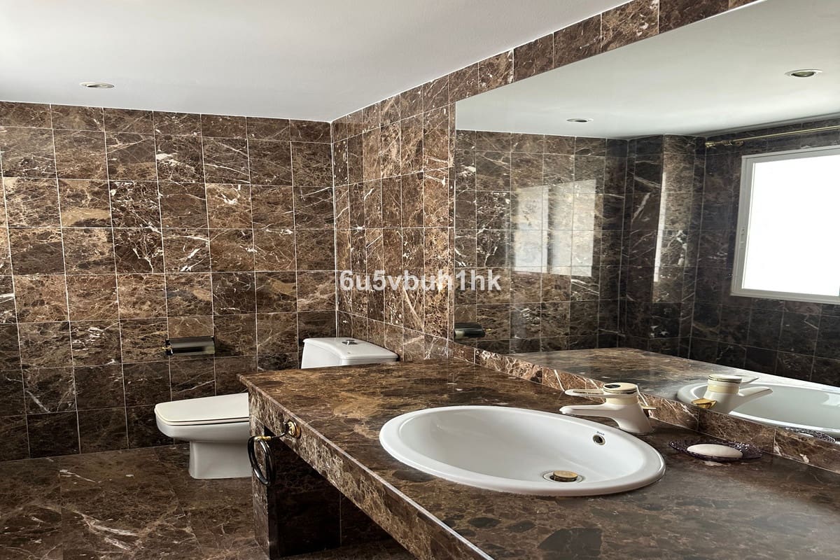 Apartamento de 4 habitaciones en Málaga ciudad en venta - 1.300.000 € (Ref: 9540334)