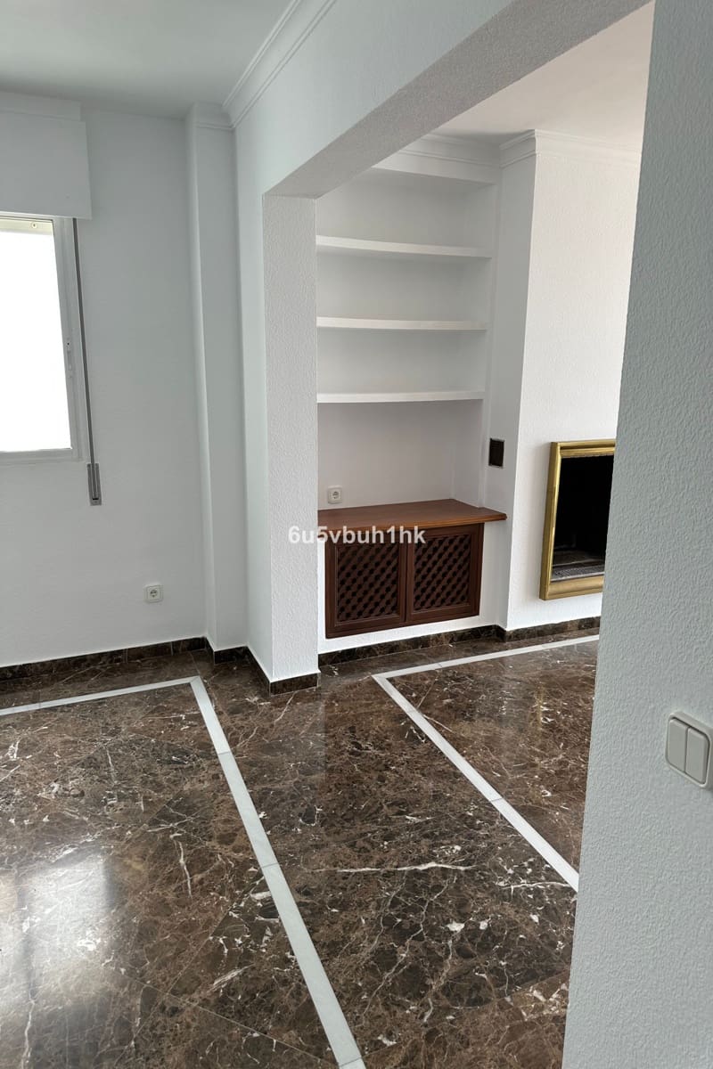 Apartamento de 4 habitaciones en Málaga ciudad en venta - 1.300.000 € (Ref: 9540334)