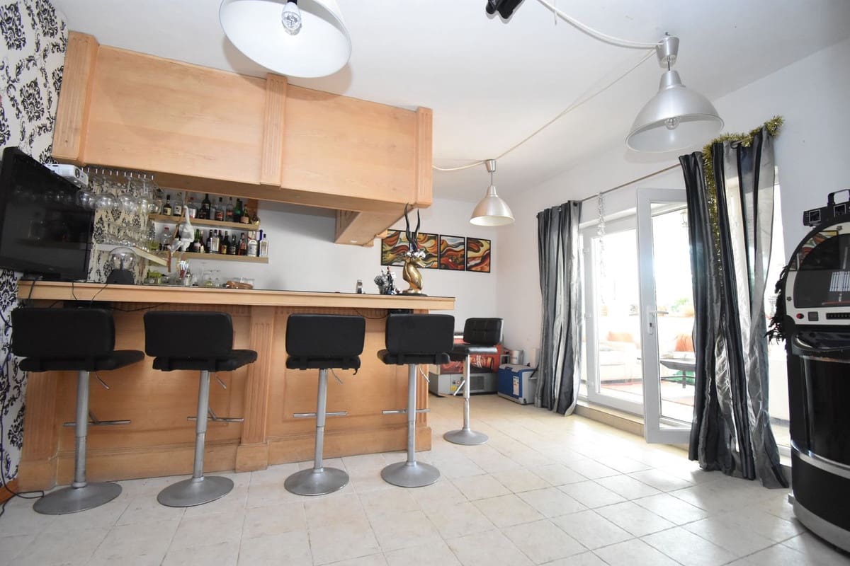 4 slaapkamer Villa te koop in Mijas met zwembad garage - € 1.300.000 (Ref: 9540339)