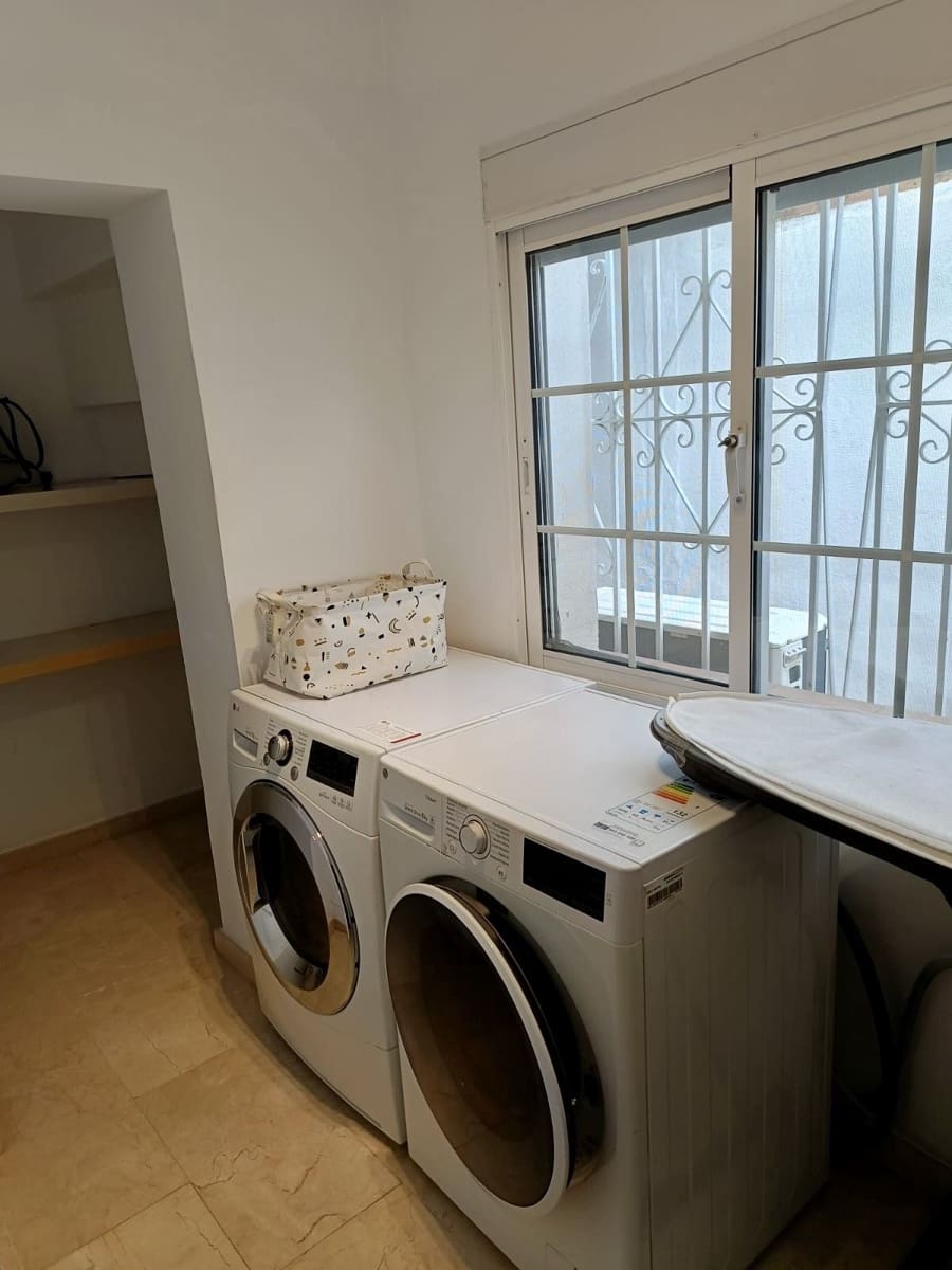 4 sypialnia Willa na sprzedaż w San Pedro de Alcantara z basenem garażem - 1 300 000 € (Ref: 9540340)