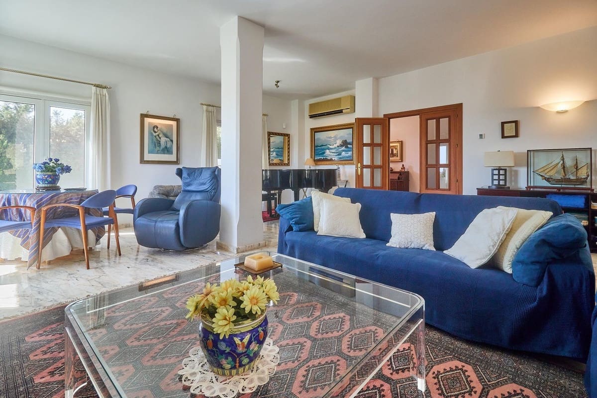 4 Zimmer Villa zu verkaufen in Mijas Costa mit Pool - 1.300.000 € (Ref: 9540342)