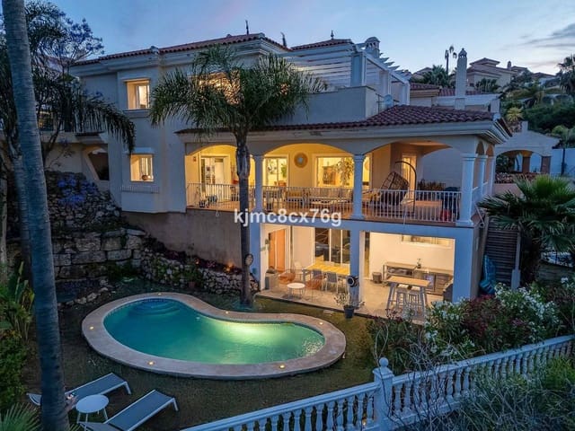 6 soverom Villa til salgs i Riviera del Sol, Mijas med svømmebasseng - € 1 300 000 (Ref: 9540344)