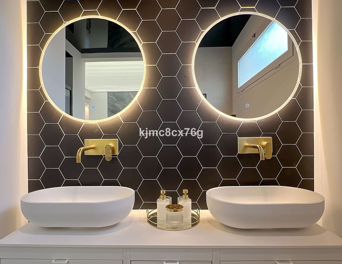 6 soverom Villa til salgs i Riviera del Sol med svømmebasseng - € 1 300 000 (Ref: 9540344)