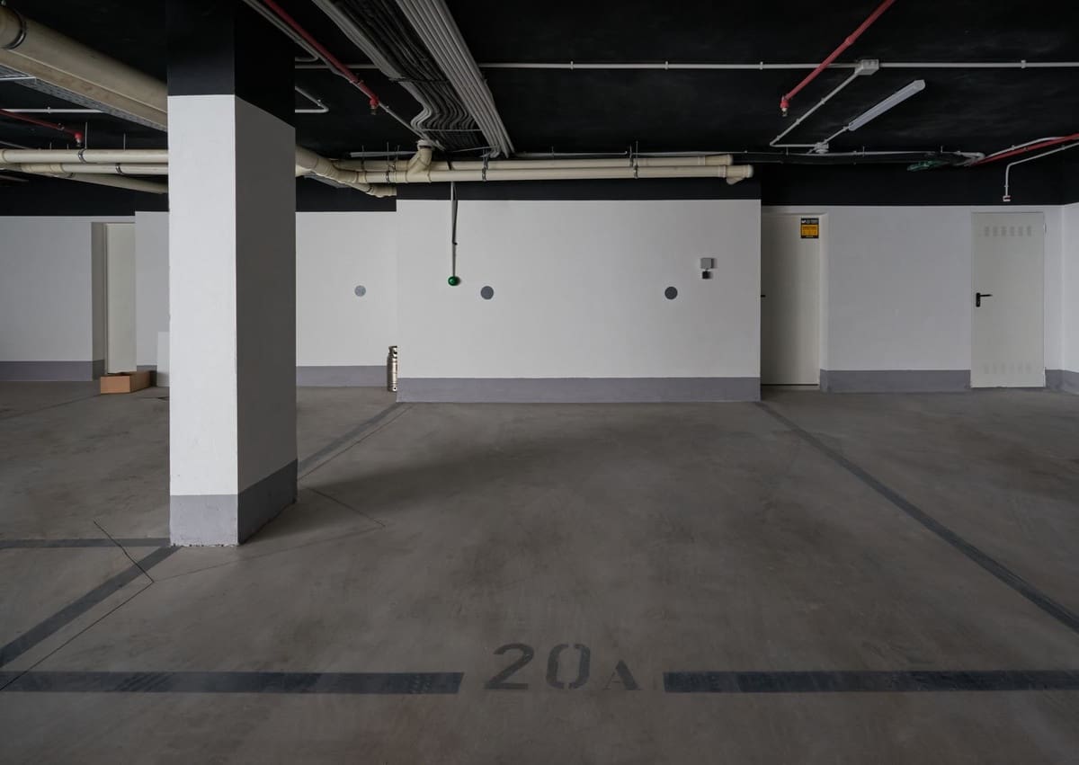 4 soverom Kjedet enebolig til salgs i San Pedro de Alcantara med svømmebasseng garasje - € 1 300 000 (Ref: 9540346)